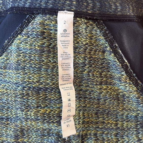 Lululemon Nice Asana Jacket Size 2 - Picture 6 of 6